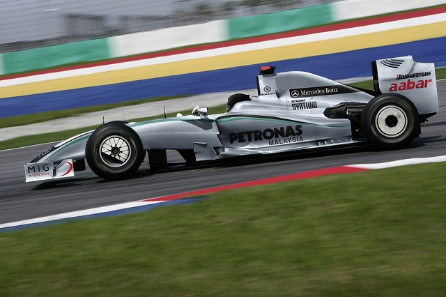 2010 mercedes f1 car