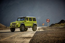 2015 Mercedes-Benz G 500 (4x4)2. Image by Mercedes-Benz.