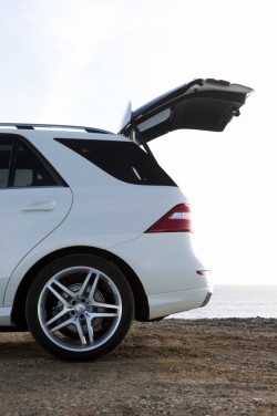2012 Mercedes-Benz ML 350 CDI. Image by Mercedes-Benz.
