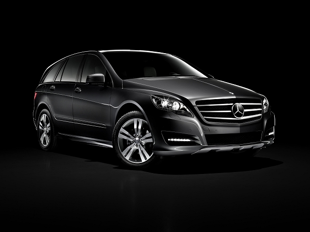Merc R-Class facelift: now official. Image by Mercedes-Benz.