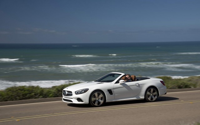 First drive: Mercedes-Benz SL 400. Image by Mercedes-Benz.