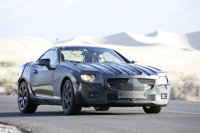 New Merc SLK to have 'magic' roof. Image by Mercedes-Benz.