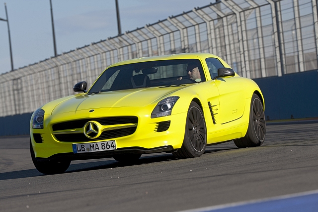 First drive: Mercedes-Benz SLS AMG E-Cell. Image by Mercedes-Benz.
