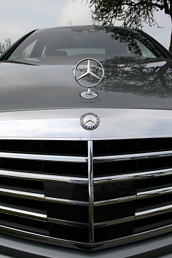 2009 Mercedes-Benz S-Class. Image by Alisdair Suttie.