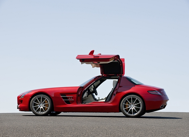Merc winging it with new SLS AMG supercar. Image by Mercedes-Benz.