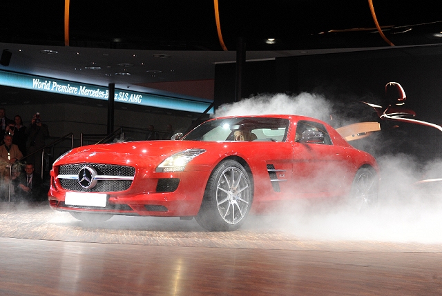 Frankfurt Motor Show: Merc SLS AMG Gullwing. Image by United Pictures.
