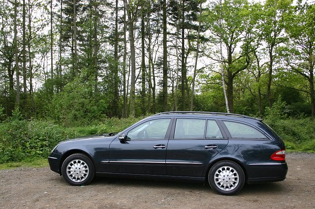 2004 Mercedes-Benz E-Class Estate review. Image by Shane O' Donoghue.