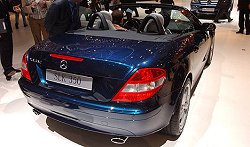 2004 Mercedes SLK. Image by www.salon-auto.ch.