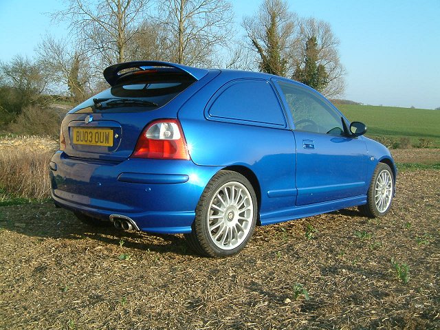 2003 MG ZR Express review. Image by Shane O' Donoghue.