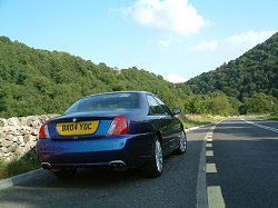 2004 MG ZT 260. Image by Shane O' Donoghue.