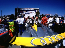 Picture by Mike Veglia.