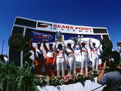 Picture by Mike Veglia.