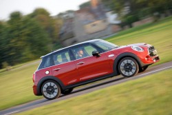 2014 MINI 5 door Cooper S. Image by MINI.