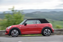 2016 MINI John Cooper Works Convertible. Image by Richard Newton.