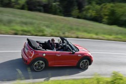 2016 MINI John Cooper Works Convertible. Image by Richard Newton.