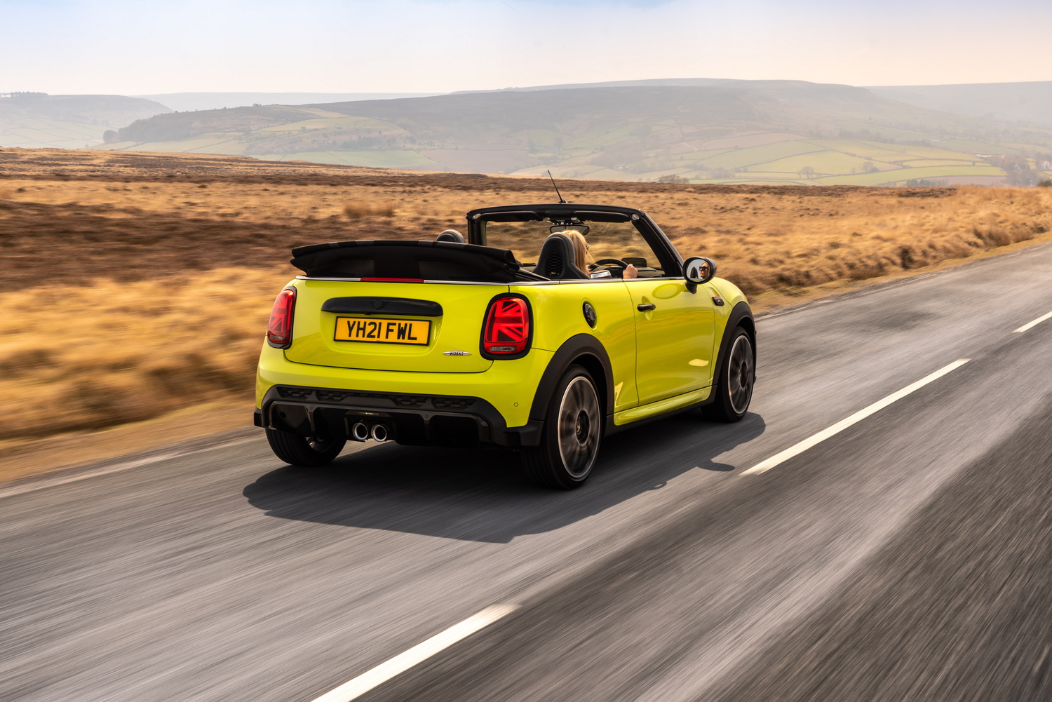 First drive: MINI Convertible 2021MY. Image by MINI.