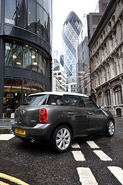 2010 MINI Countryman. Image by MINI.