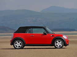 2010 MINI One Convertible. Image by MINI.