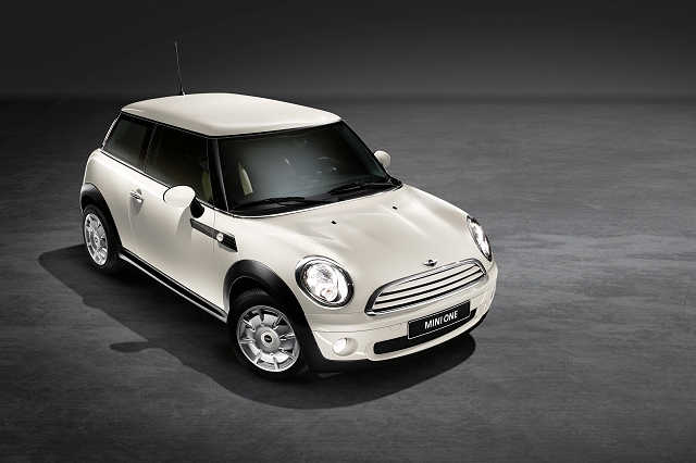 MINIs get greener and meaner. Image by MINI.