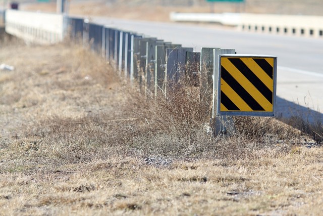 IAM calls for better roadside barriers. Image by libyphoto.