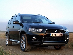 2010 Mitsubishi Outlander. Image by Dave Jenkins.