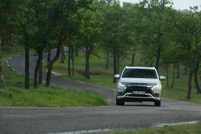 First drive: Mitsubishi Outlander PHEV 2019MY. Image by Mitsubishi.