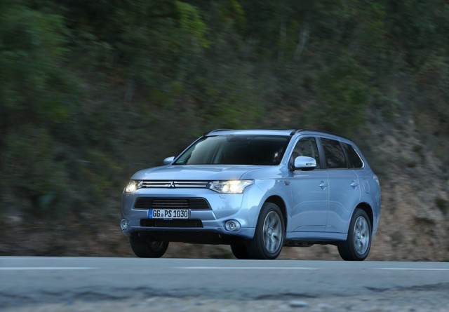 First drive: Mitsubishi Outlander PHEV. Image by Mitsubishi.