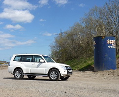 2010 Mitsubishi Shogun. Image by Mark Nichol.