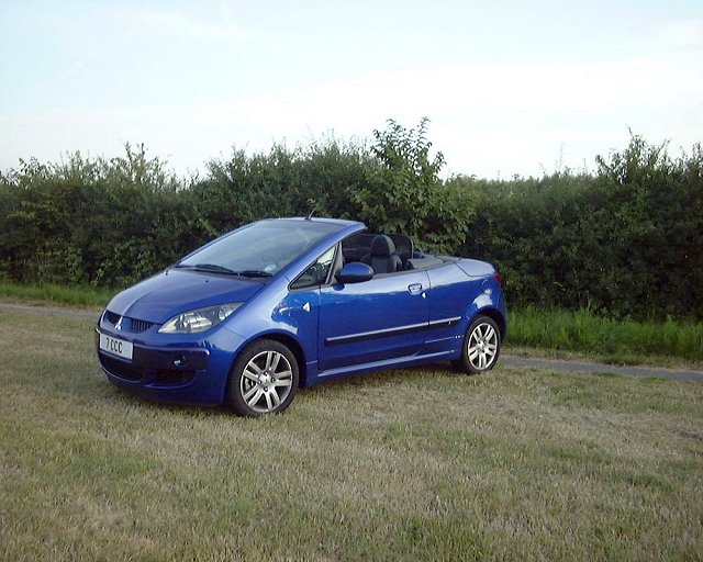 A folding hardtop hot hatch. Image by Trevor Nicosia.