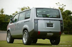 2005 Mitsubishi Concept D:5. Image by Mitsubishi. Click here for a larger image. 2005 Mitsubishi Concept D:5. Image by Mitsubishi.