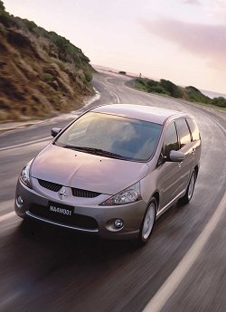 2004 Mitsubishi Grandis. Image by Mitsubishi.