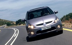 2004 Mitsubishi Grandis. Image by Mitsubishi.