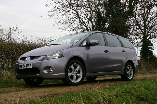 2004 Mitsubishi Grandis review. Image by Shane O' Donoghue.