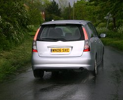 2006 Mitsubishi Grandis. Image by Shane O' Donoghue.