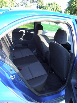 2009 Mitsubishi Lancer Sportback. Image by Dave Jenkins.