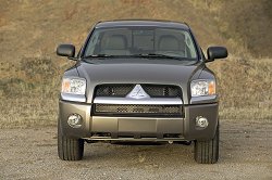 2005 Mitsubishi Raider. Image by Mitsubishi.