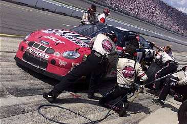 Spectators can get a lot closer to the pit-crew than in Formula One!