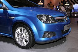 2004 British Motor Show. Image by Mark Sims.