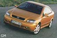 From the front the Astra Coupe is not very different to the regular Astra