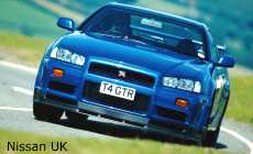 Any excuse to post another picture of the Skyline!