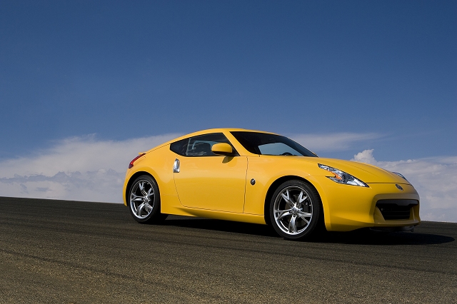 Smaller, faster, sexier Nissan 370Z debuts. Image by Nissan.