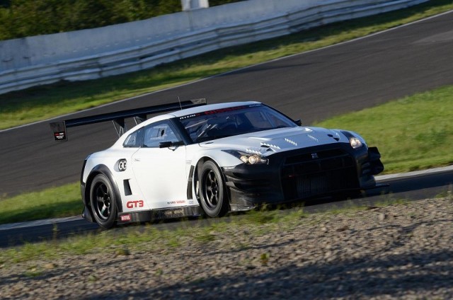 GT-R Nismo on the way. Image by Nissan.