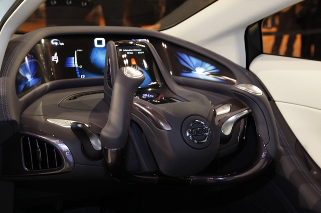 2009 Nissan Land Glider concept. Image by David Shepherd.