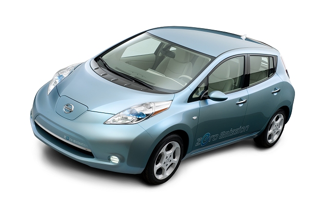 Nissan LEAF earns top safety rating. Image by Nissan.