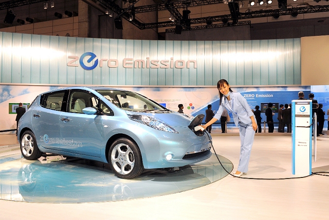 Nissan LEAF wins European Car of the Year. Image by United Pictures.