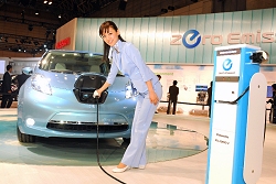 2010 Nissan LEAF. Image by United Pictures.