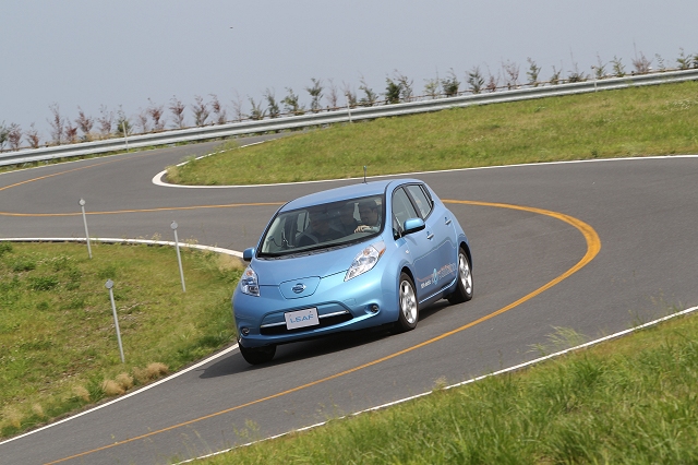 First Drive: Nissan LEAF. Image by Nissan.
