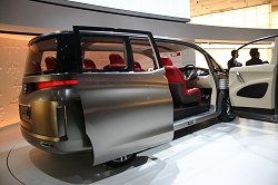 2005 Nissan Amenio concept. Image by Shane O' Donoghue. Click here for a larger image. 2005 Nissan Amenio concept. Image by Shane O' Donoghue.