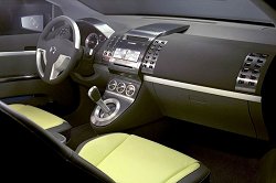 2005 Nissan Azeal concept. Image by Nissan.