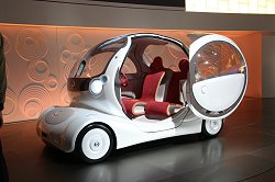 2005 Nissan Pivo concept. Image by Shane O' Donoghue.